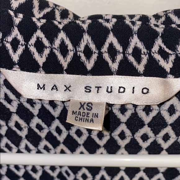 Max Studio Small Black White Geometric Shirt Dress - Picture 2 of 13